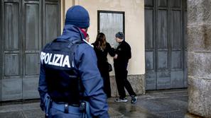 Italijanska policija - fotografija je simbolična
