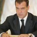 Ruski predsednik Dmitrij Medvedjev je odredil končanje vojaških operacij v Gruzi