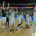 Takole so se uvrstitve v finale razveselili košarkarji Partizana. (Foto: Anže Pe