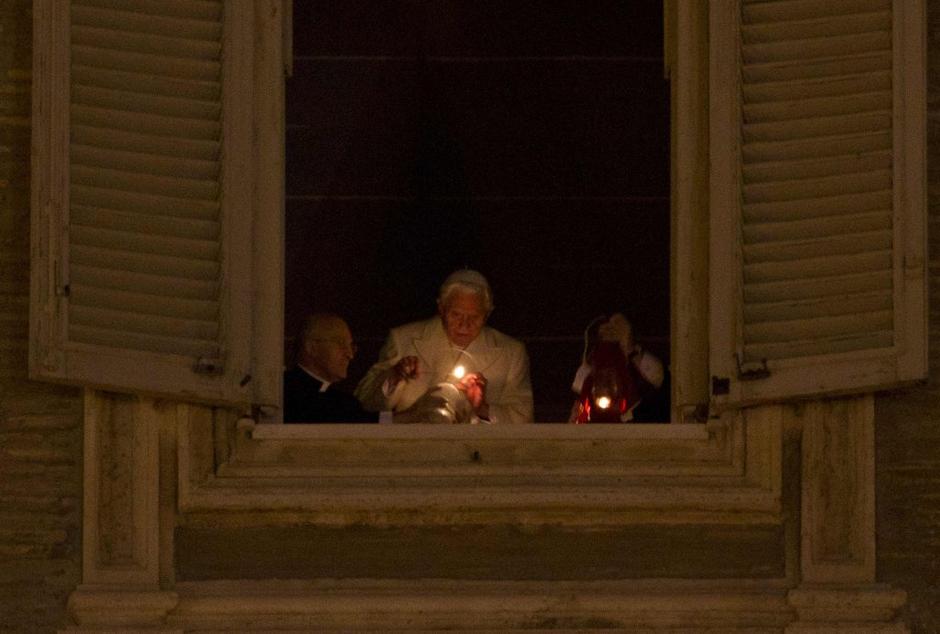 Papež prižgal luč miru  | Avtor: Reuters