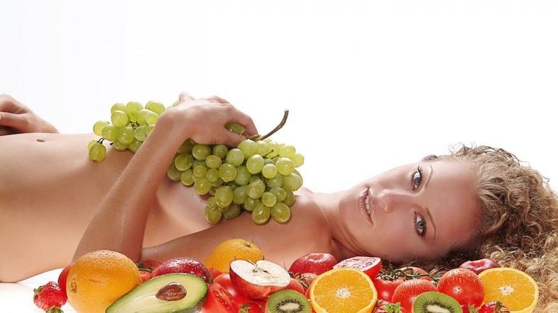 Ženska s sadjem