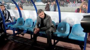 Mourinho je bil pri Realu v zadnjih mesecih osamljena figura. (Foto: Reuters)