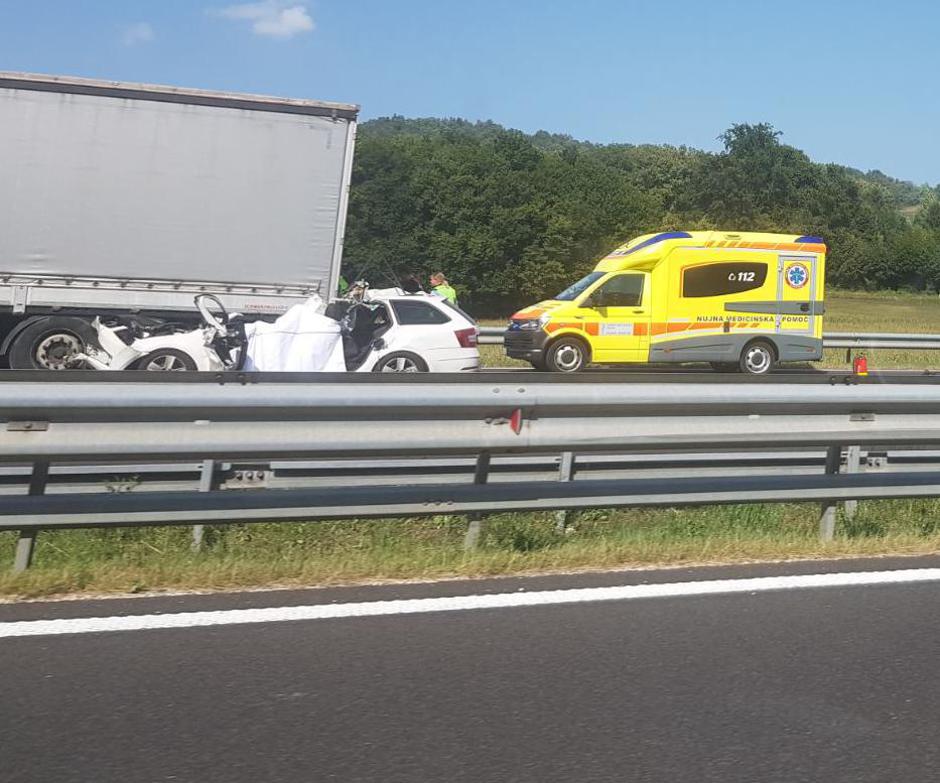 Prometna nesreča na dolenjski avtocesti | Avtor: Bralec