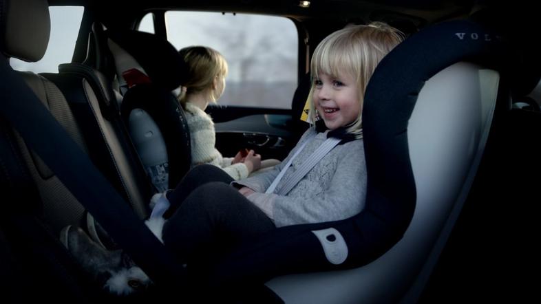 Novi Volvovi otroški sedeži