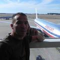 Dejan Zavec na letališču v Dallasu. (Foto: Facebook)