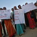 Protest zaradi posiljene Indijke