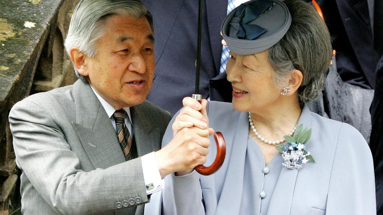 Cesar Akihito si bo s svojo soprogo ogedal tudi slovenske atlete.