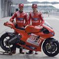 Ducatijev dvojec, Casey Stoner in Nicky Hayden, v Francijo odhaja z visokimi pri