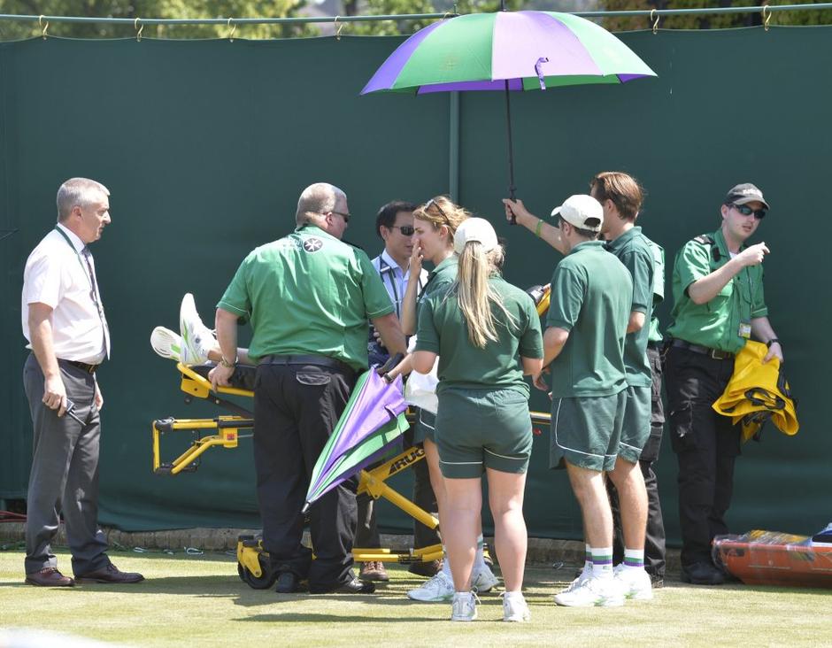 Pobiralec žogic se zruši v Wimbledonu | Avtor: EPA