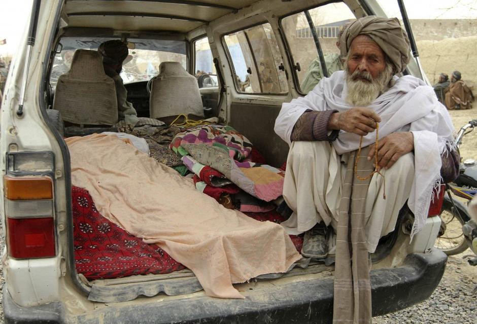 Žrtve poboja civilistov v Afganistanu | Avtor: Reuters