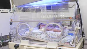 dojenček inkubator