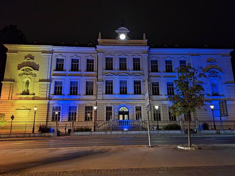 Gimnazija Kranj v barva Evropske unije
