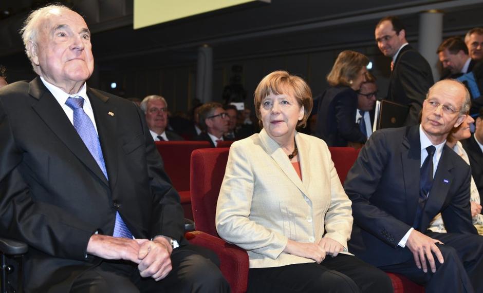 Helmut Kohl, Angela Merkel | Avtor: EPA