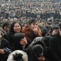 Množice žalujočih v Pjongjangu.