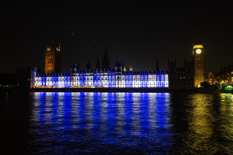 London parlament izraelska zastava | Avtor: X