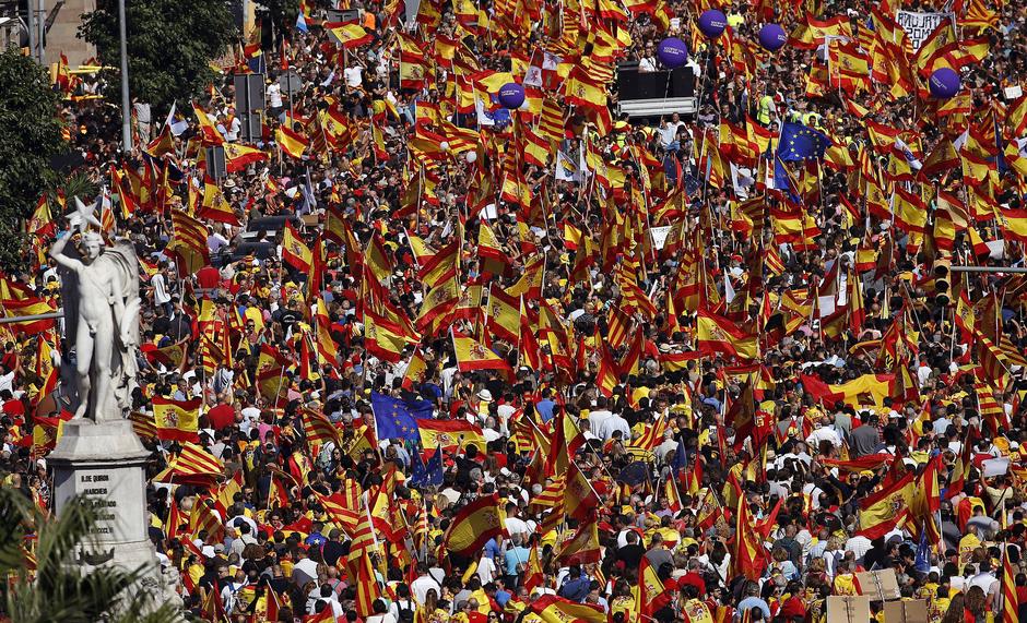 Demonstracije nasprotnikov odcepitve v Barceloni | Avtor: Epa