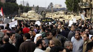 Protesti na glavnem trgu v Kairu. (Foto: Epa)