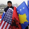 Ob razglasitvi neodvisnosti Kosova so se v Srbiji vrstili protesti, uradni Beogr