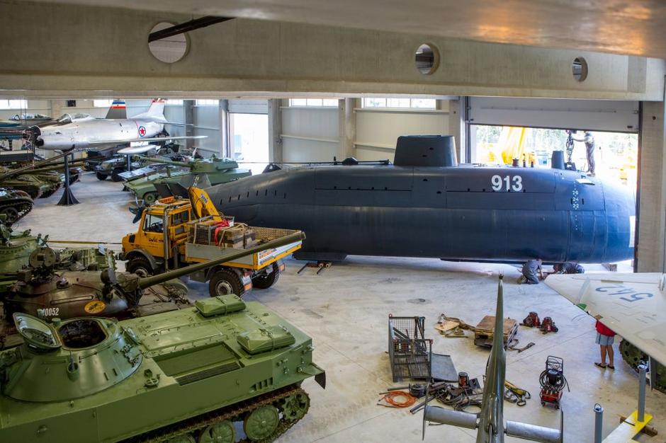 Selitev podmornice | Avtor: Park vojaške zgodovine Pivka