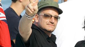 Bono je moral zaradi poškodbe hrbtenice na operacijo. (Foto: Flynet/JLP)