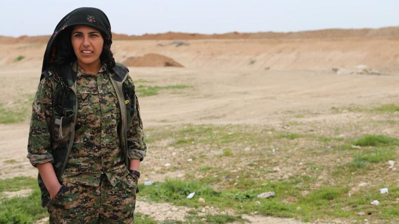 Pripadnice kurdske milice YPG