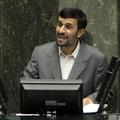 Mahmud Ahmadinedžad: "Ni druge poti kot spoštovanje zakona“.