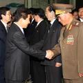 Severnokorejski obrambni minister Kim Il-čul (na sliki desno) se je oktobra sreč