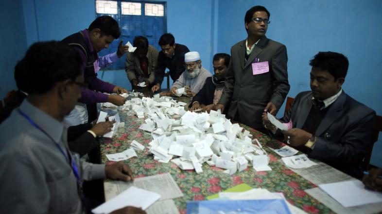 Bangladeš volitve nasilje