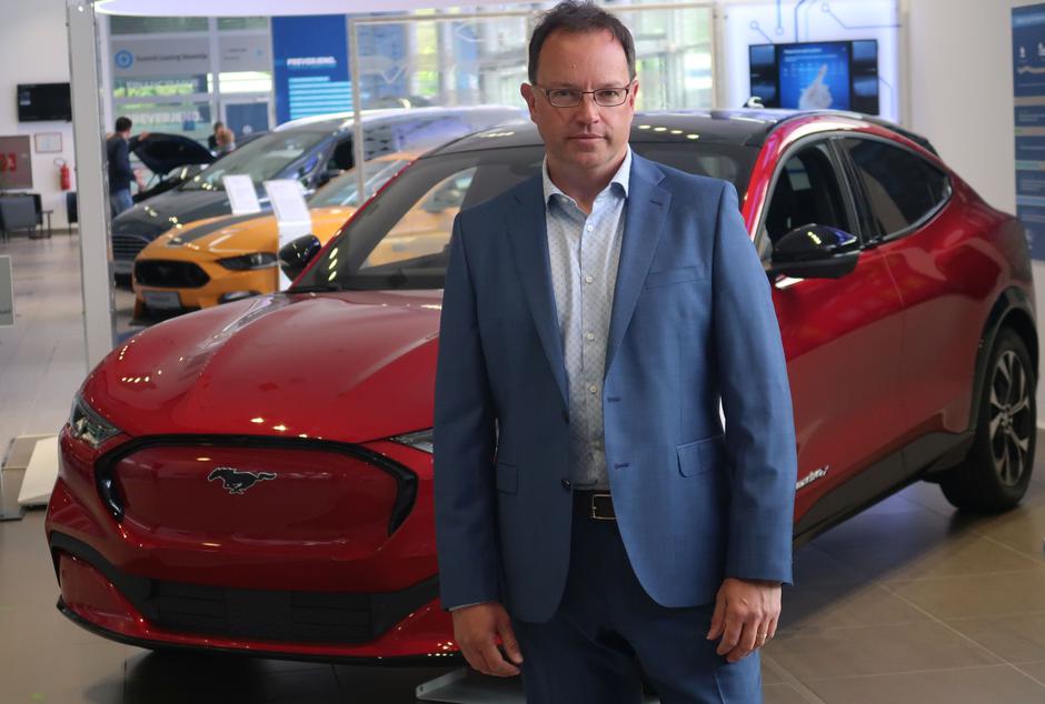 Direktor prodaje pri uvozniku za vozila Ford Tomaž Oblak | Avtor: Žurnal24 