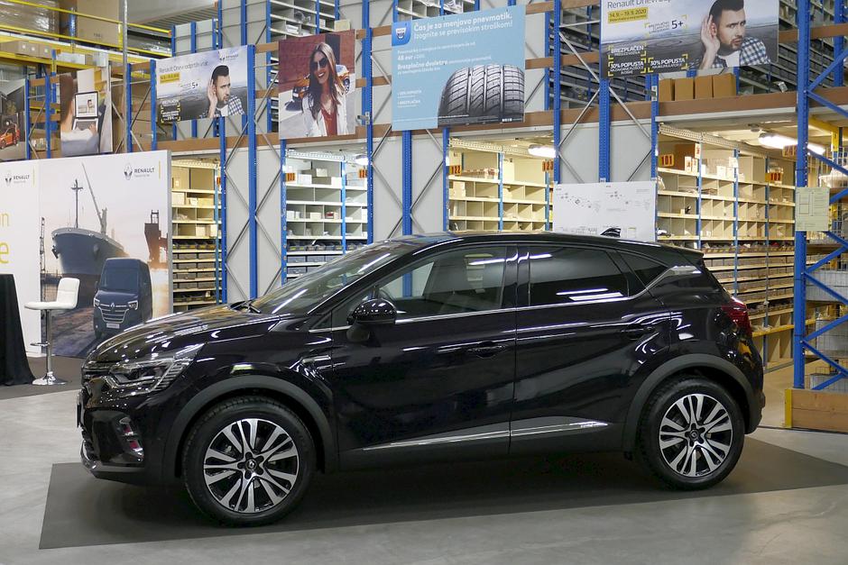 Renault Nissan Dacia skladišče Novo mesto | Avtor: MatijaJanežič