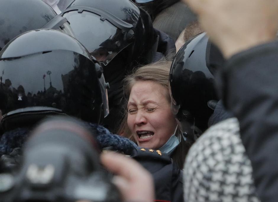 Protesti v Rusiji za izpustitev Navalnega. | Avtor: Epa