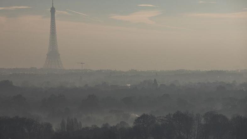 Onesnažen Pariz