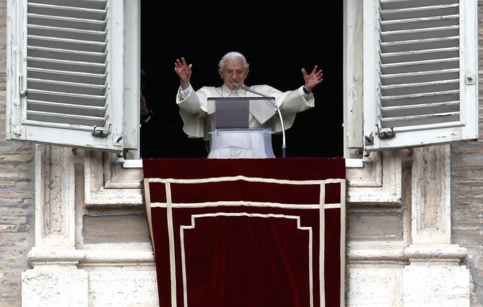 Zadnji papežev nagovor vernikov