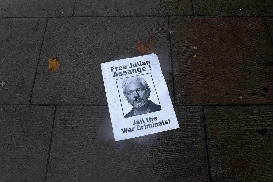 Assange - shod v podporo - London | Avtor: Profimedia
