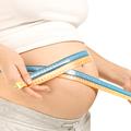 Teža nosečnice na razvoj otroka ne vpliva. Pomembna je količina vnesenih hranil 