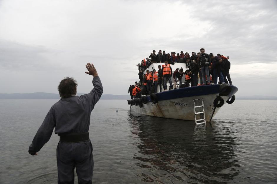Begunci v Egejskem morju | Avtor: EPA