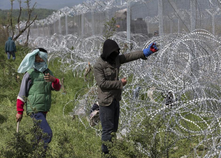 Uporaba solzivca na grško-makedonski meji | Avtor: EPA