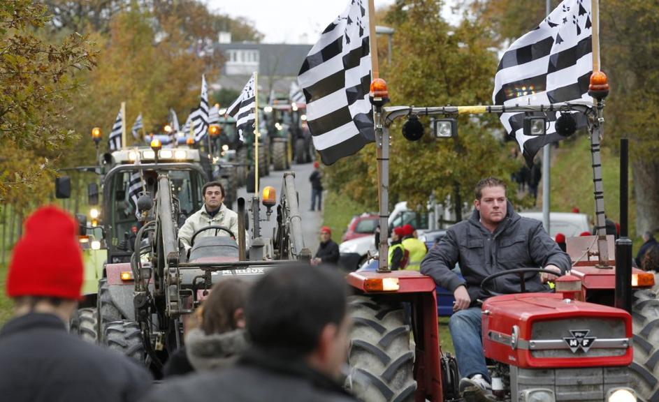 Francija ceste blokada tovornjaki