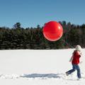 Balon, otrok in zima