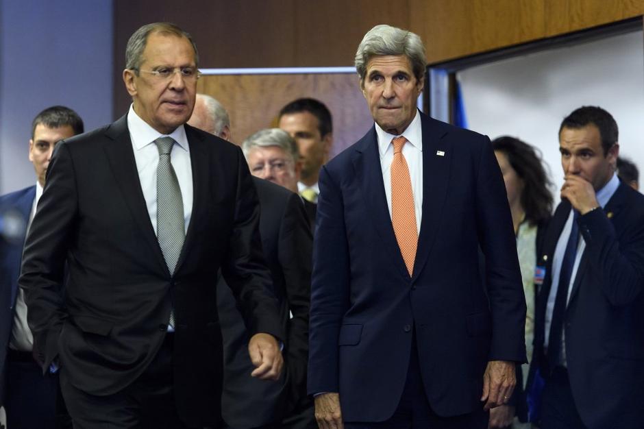 Sergej Lavrov in John Kerry, zunanja ministra Rusije in ZDA | Avtor: EPA