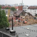Rušenje obstoječih objektov na zemljišču Slovenijavina so že začeli, gradbeno do