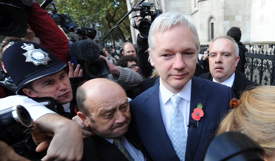 Julian Assange | Avtor: EPA