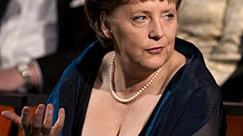 Velika ljubiteljica opere se je na gala prireditvi v spremstvu norveškega kralje