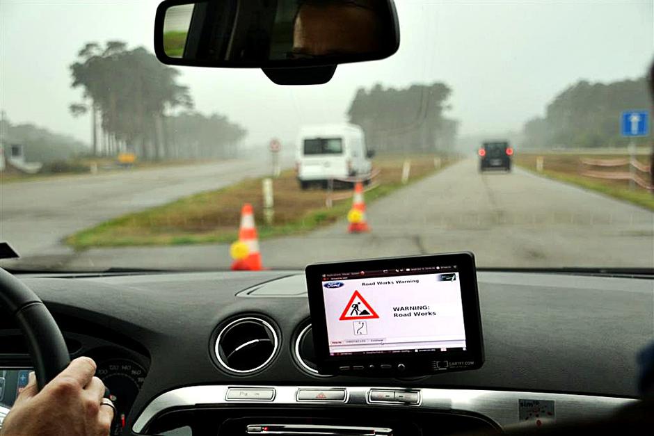 Komunikacija med vozili | Avtor: Gregor Prebil