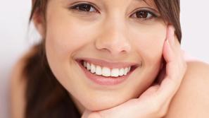 Deklice danes vstopajo v puberteto praviloma prej kot njihove matere. (Foto: Shu