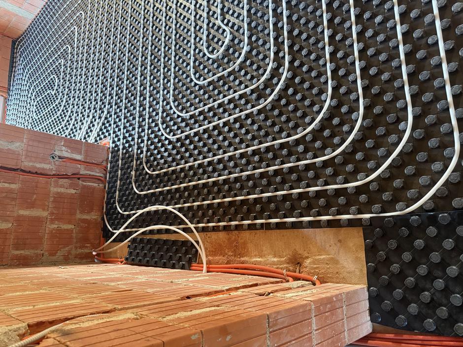 Izvedba talnega gretja | Avtor: Bralec