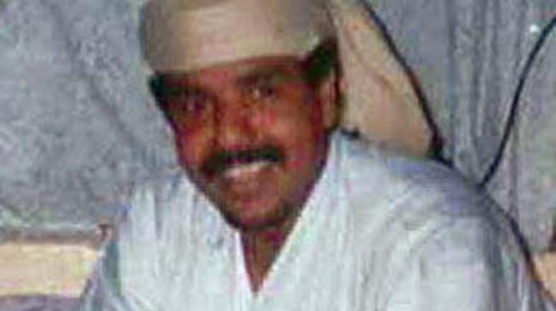 Hamdan je svojo povezavo z bin Ladnom obžaloval.