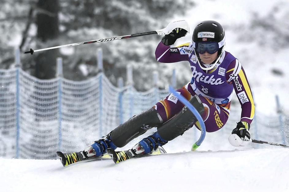 Nina Loeseth slalom Levi