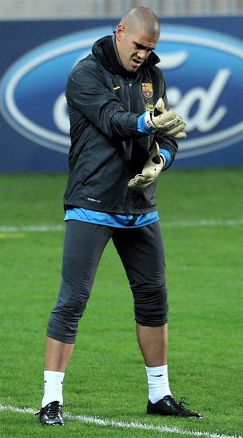 Trening in novinarska konferenca Barcelone pred tekmo s Plznom.