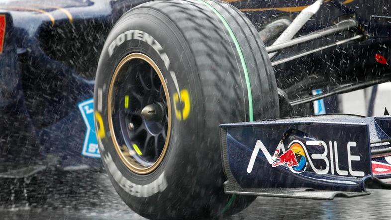 Jaime Alguersuari pnevmatika guma